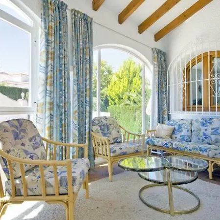 Sleeps 6 Pool ヴィラ