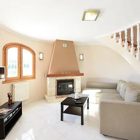 Sleeps 6 Pool *