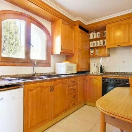 Sleeps 6 Pool * Casas de Torrat