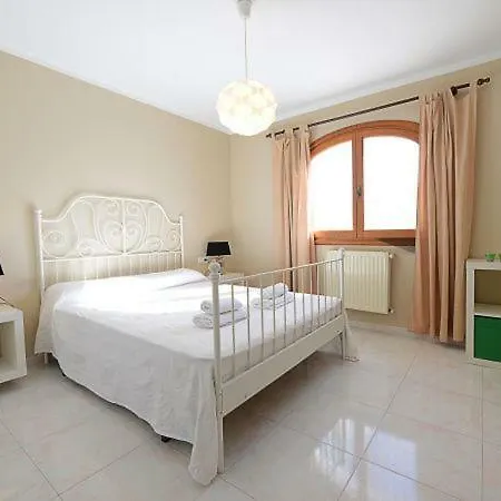 Sleeps 6 Pool *